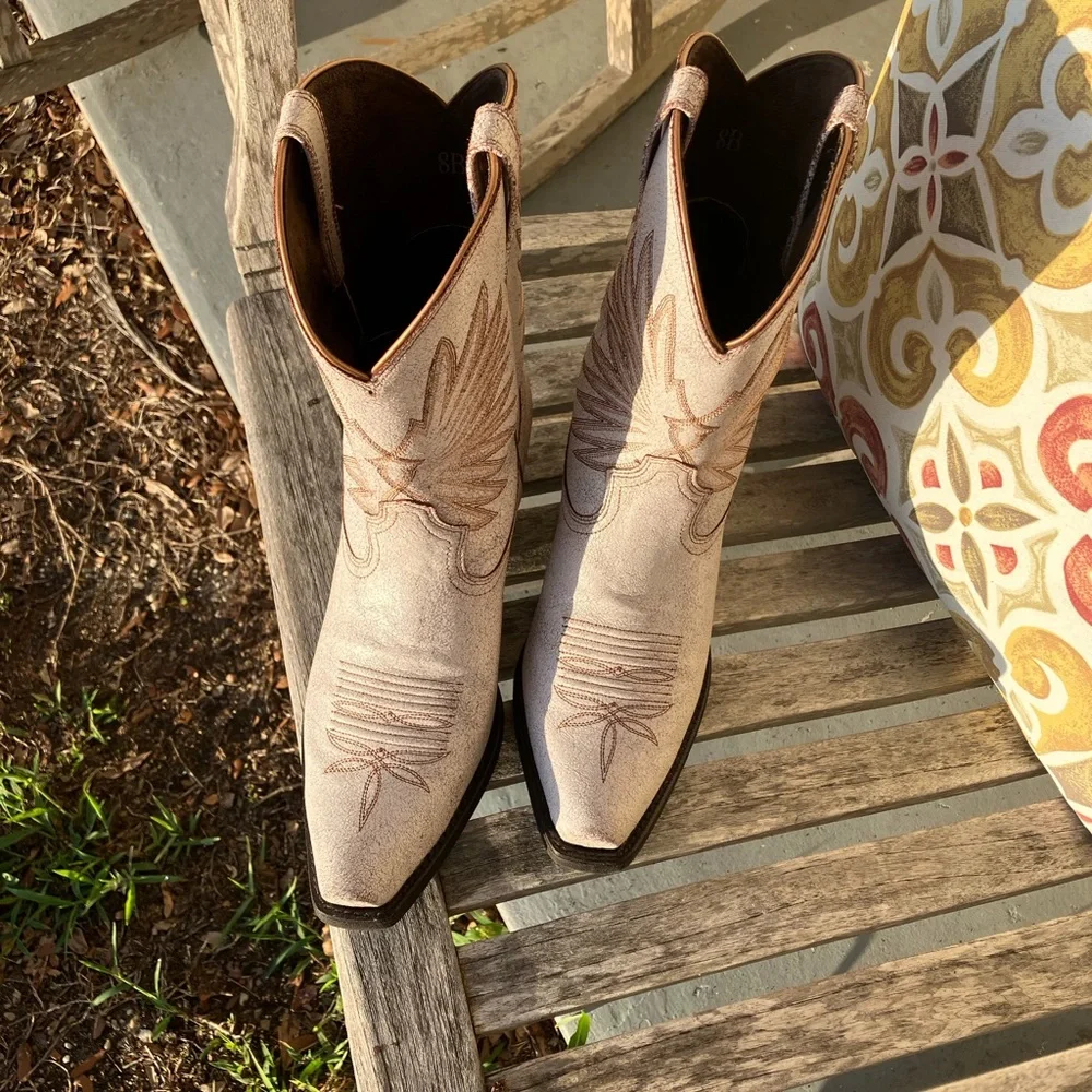 Ariat Suede leather women’s Western Boots - Picture 6 of 11